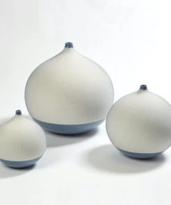 Global Views What's New Pixelated Ball Vase Small - Blue